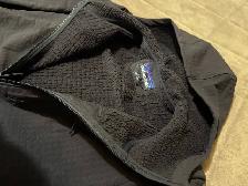 Mens (L) black Patagonia R2 TechFace Pullover Hoody very warm. - Photo 3