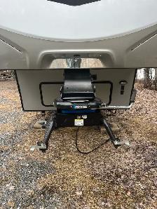 Reese 20k Fifth Wheel hitch