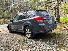 Subaru Outback 2011 - Photo 8
