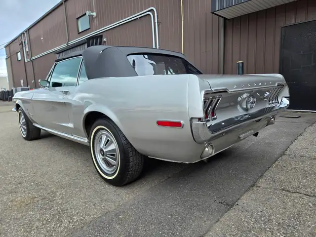 1968 Ford Mustang CONVERTIBLE 289ci - Photo 6