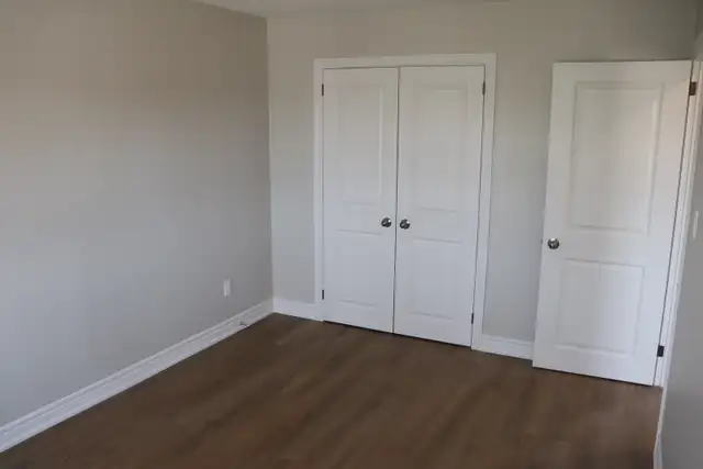 2 Bedroom Apt $1,740/m   Hydro - Photo 4