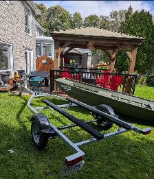 14' AlumaCraft-Jon Boat