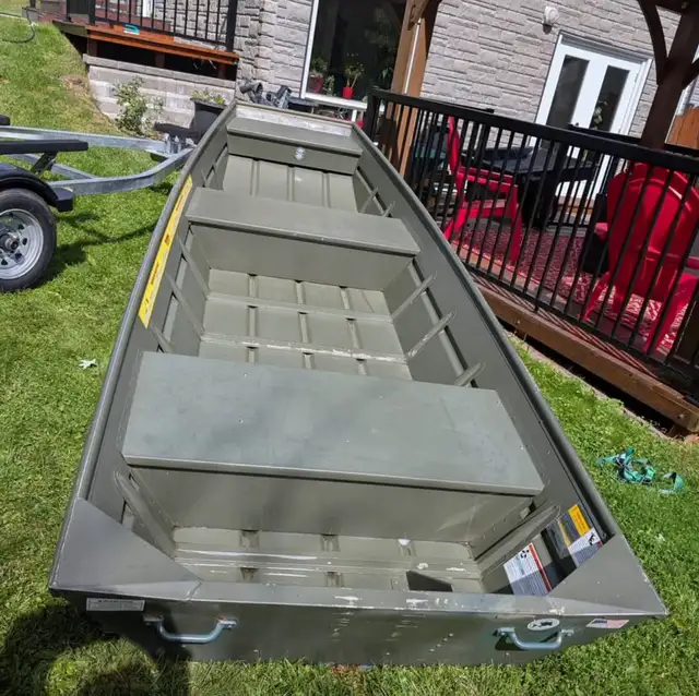 14' AlumaCraft-Jon Boat - Photo 3