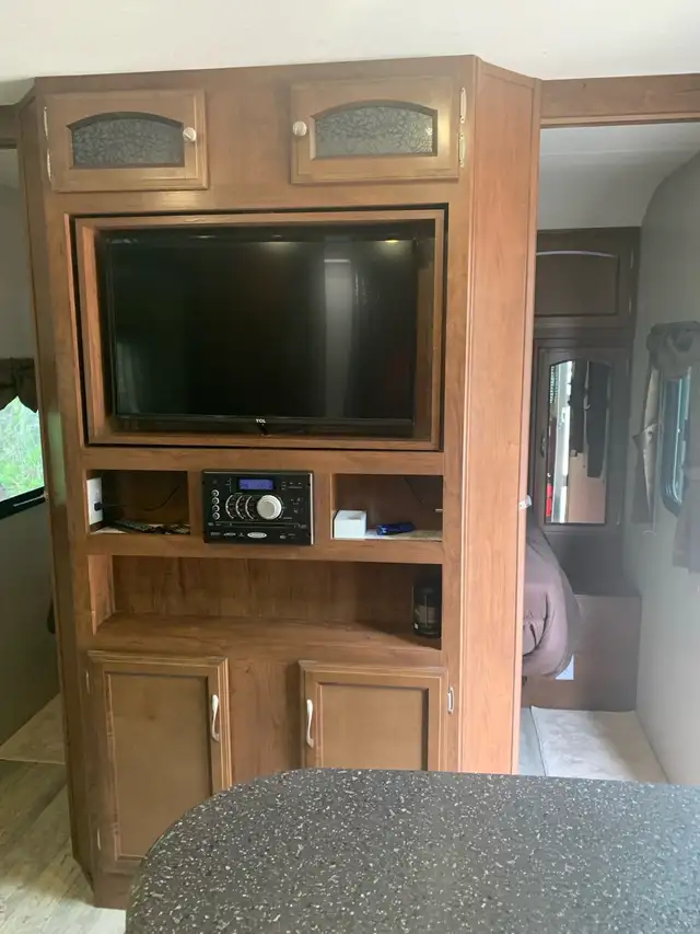 Coachman Freedom Express Trailer - Photo 6