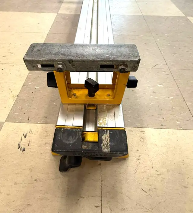 DEWALT DWX723 Heavy Duty Miter Saw Stand $159 - Photo 7