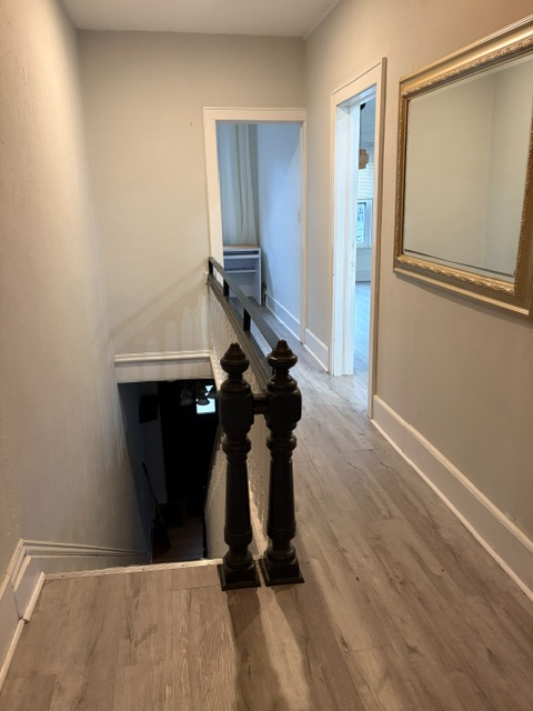 Renovated One Bedroom Apartment - Photo 5