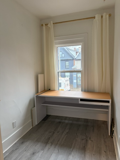 Renovated One Bedroom Apartment - Photo 8