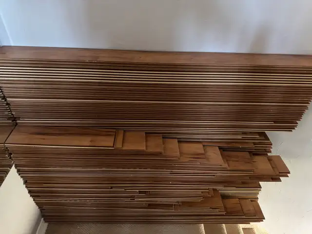 Cherry Laminate Flooring by Khaindl