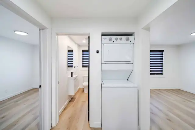 2 Bedroom Upper Apartment - Photo 8