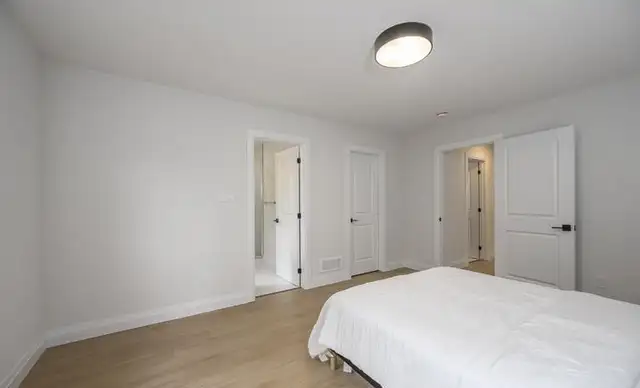 ROOM FOR RENT (MASTER BEDROOM) AVAILABLE IN HOUSE FROM JUNE 1ST. - Photo 4