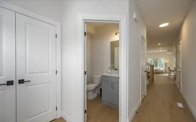 ROOM FOR RENT (MASTER BEDROOM) AVAILABLE IN HOUSE FROM JUNE 1ST. - Photo 6