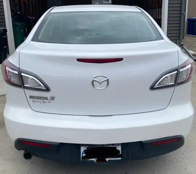 2010 Mazda 3 sedan - Photo 5