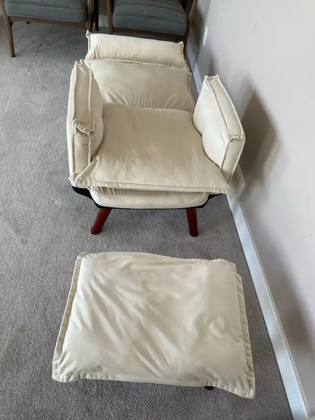 Cream fabric reclining arm chair $250.  Ottoman, 4 pillow - Photo 8