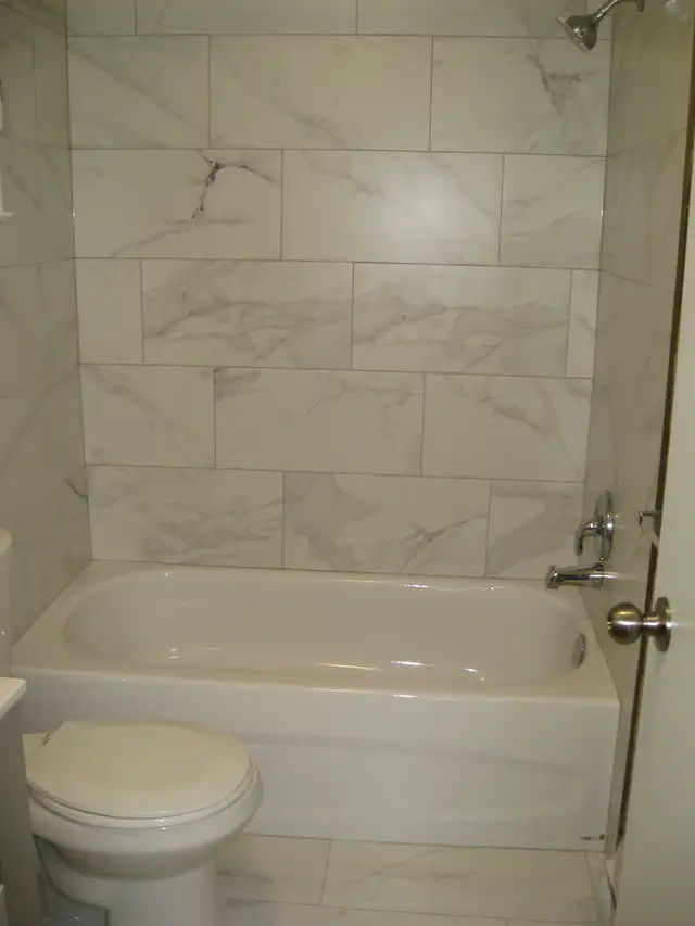 Bright 2 Bedroom in Strathroy - Photo 9