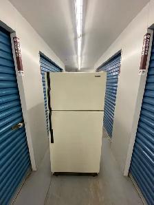 REFRIGERATOR AVAILABLE CLEAN N READY