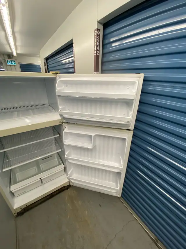 REFRIGERATOR AVAILABLE CLEAN N READY - Photo 7