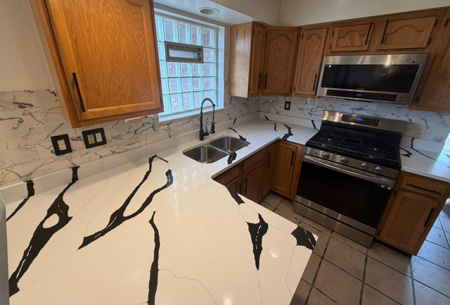 White Quartz Countertop with Black Veins 437-522-8447 - Photo 5
