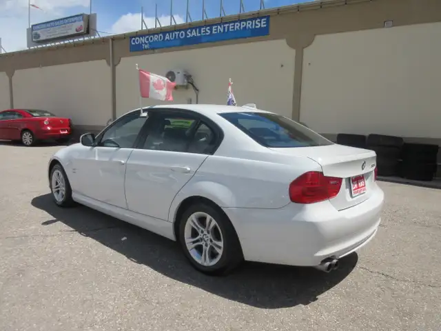 2011 BMW 3 Series 328 XI - Photo 8