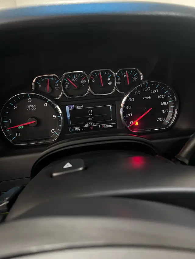 2015 Chevrolet Tahoe - Photo 2