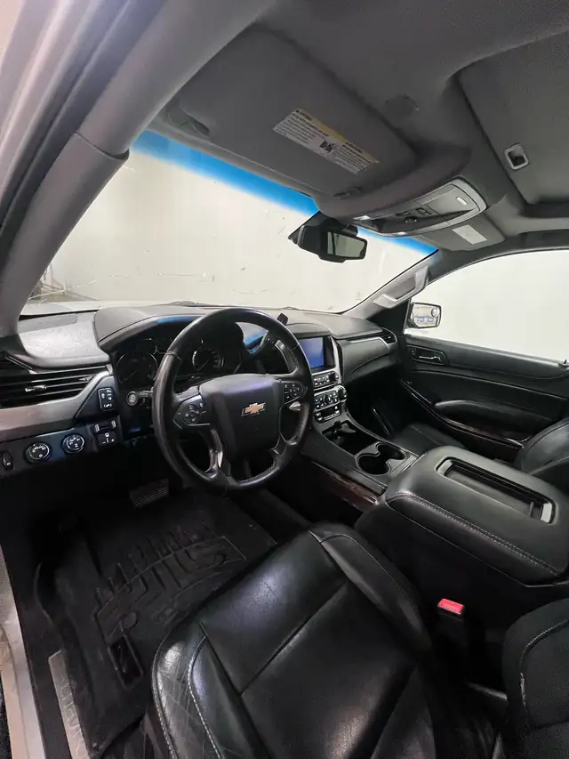 2015 Chevrolet Tahoe - Photo 3