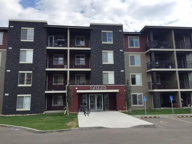 2 Bed   Den, 2 Bath Apartment in Rutherford (SW) - Photo 8