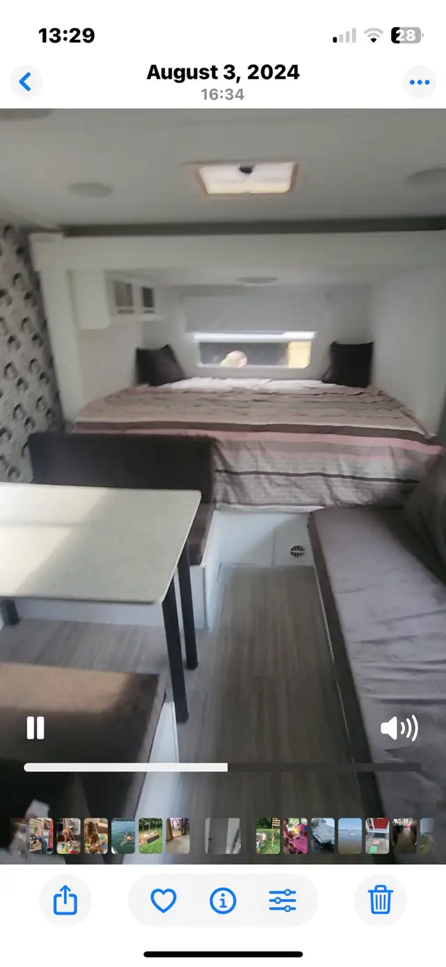 RV trailer (2007 Forest River SurveyorSV-235RS) - Photo 4
