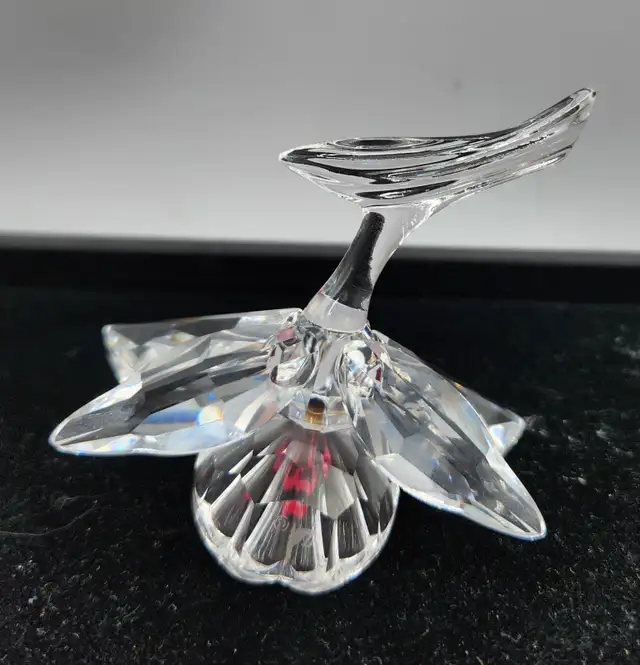 Swarovski Crystal Pink Orchid with Dark Centre Figurine - Photo 4