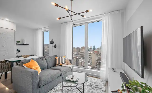 DOWNTOWN MTL FURNISHED EXECUTIVE CONDO, POOL, GYM