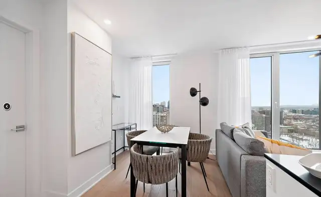 DOWNTOWN MTL FURNISHED EXECUTIVE CONDO, POOL, GYM - Photo 3