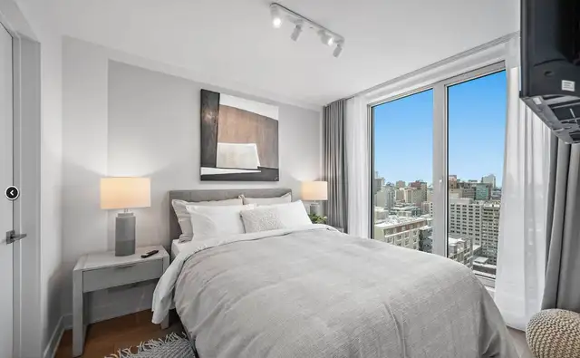 DOWNTOWN MTL FURNISHED EXECUTIVE CONDO, POOL, GYM - Photo 4