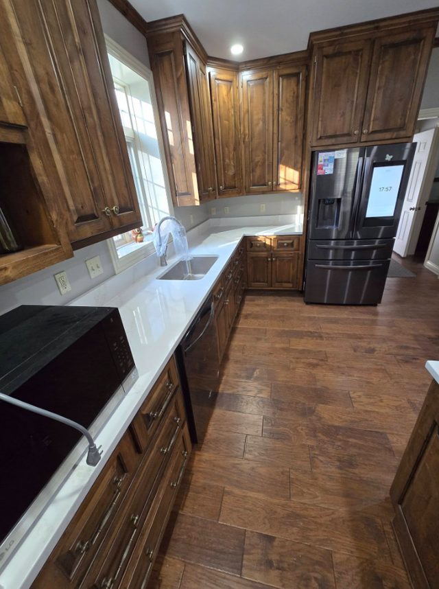 White Countertop With Grey Veins