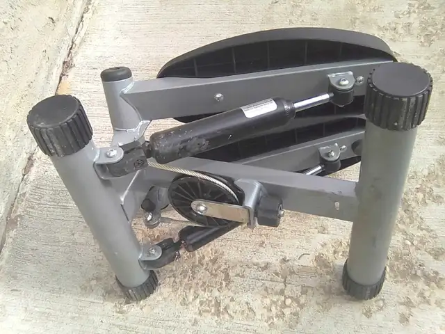 Sunny Health Fitness Mini Stepper Machine - Photo 4