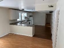 3 Bedroom Apartment for Rent - 98 Creery Ave - Photo 4