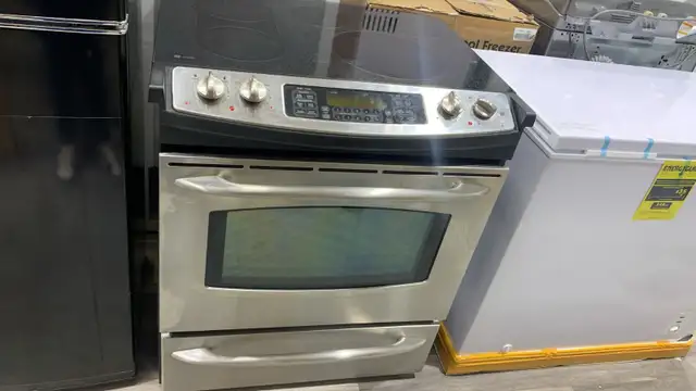 Cheap price Sale | Stove GE 30'  Slide In Stainless Steel Used. - Photo 2