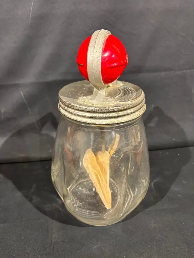 Antique 4qt Glass Butter Churn - Photo 7