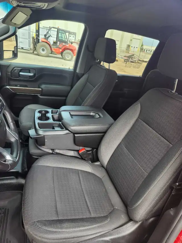 2022 Chevy Silverado Duramax Diesel 3500 HD - Photo 7
