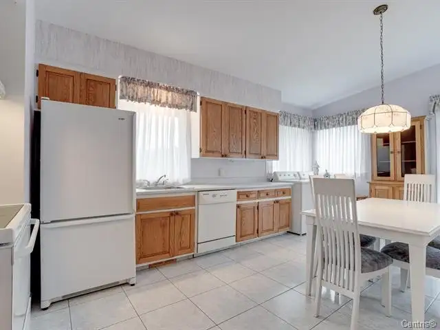 Maison a louer, Fabreville Laval QC. - Photo 3
