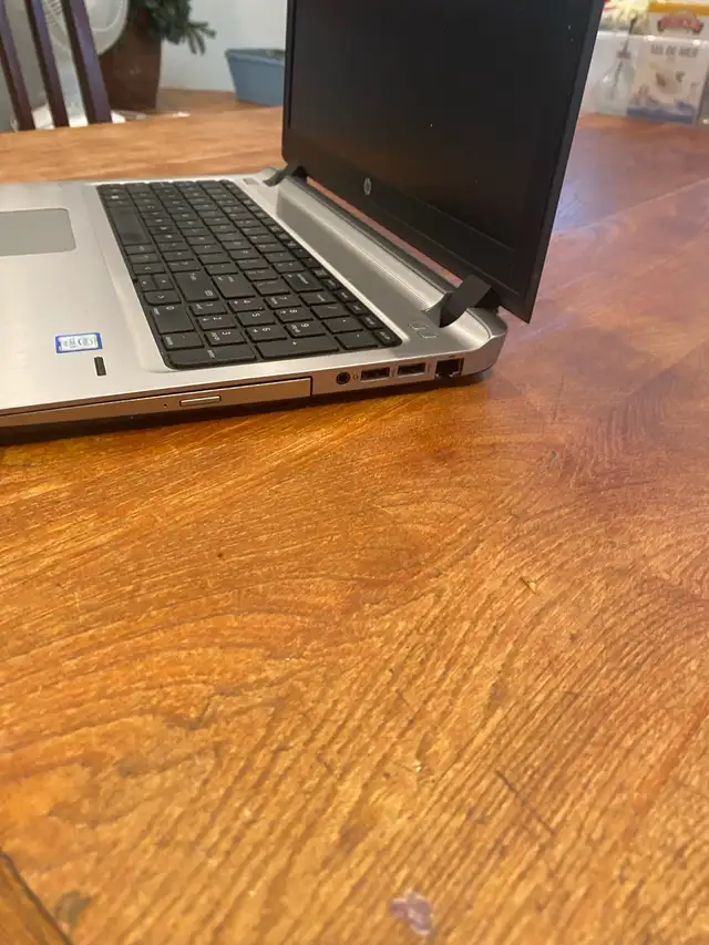 HP Laptop – i5 / 8GB RAM / SSD 256GB / Windows 11 Pro - Photo 5
