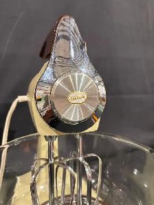 Vintage Sunbeam MixMaster Mixer - Photo 4