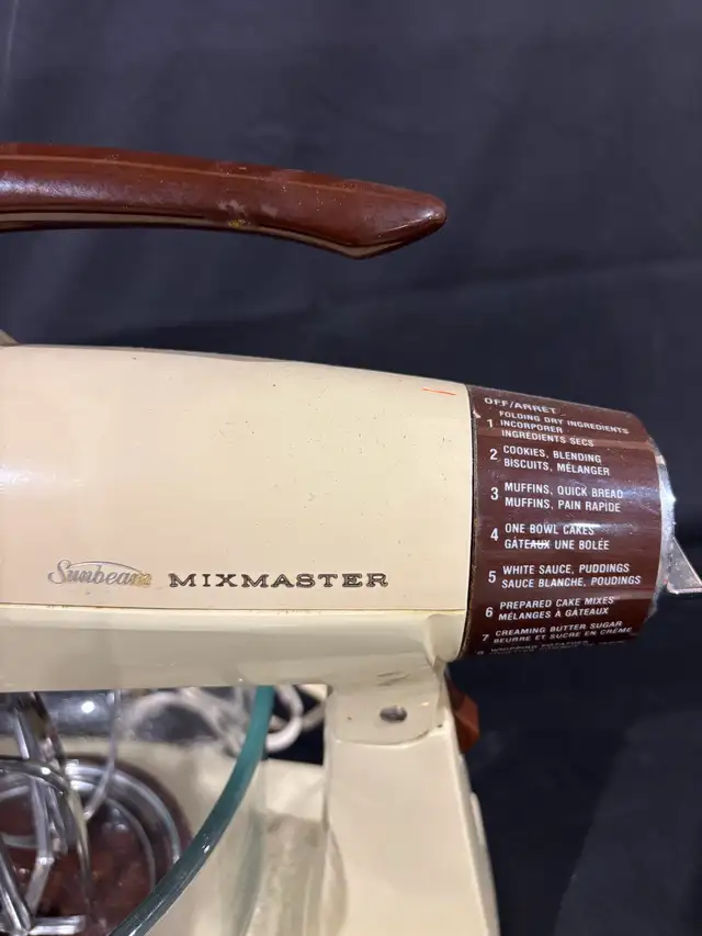 Vintage Sunbeam MixMaster Mixer - Photo 7