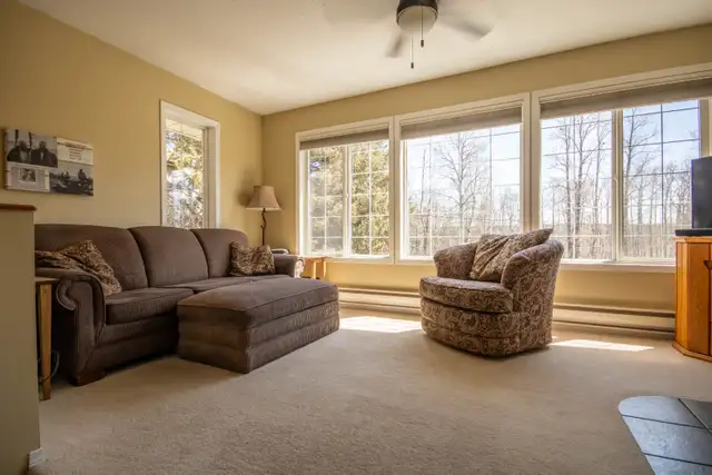 Bungalow for sale with Green space along the Red Deer River - Photo 6