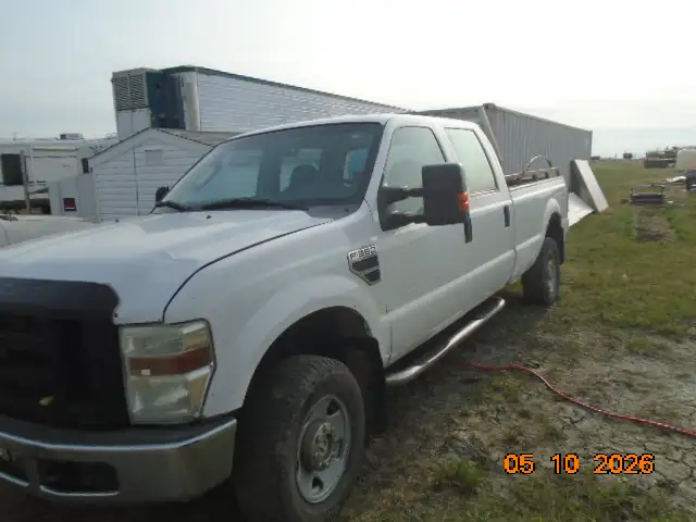 2009 Ford F350 4x4 Quad Cab - Photo 2