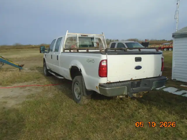2009 Ford F350 4x4 Quad Cab - Photo 3
