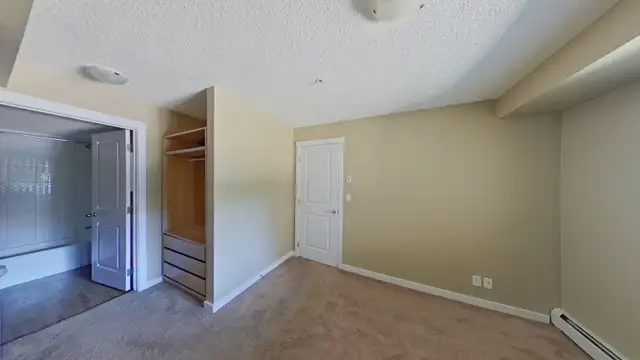 3 Bedroom / 2 Bath Main Floor Condo with 2 Parking Stalls - Photo 5