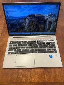 HP Laptop – i5 11e Gen / 8GB RAM / SSD 256GB / Windows 11 Pro