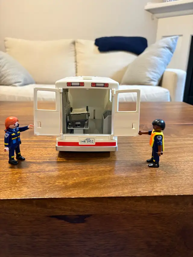Playmobil Ambulance - Photo 2