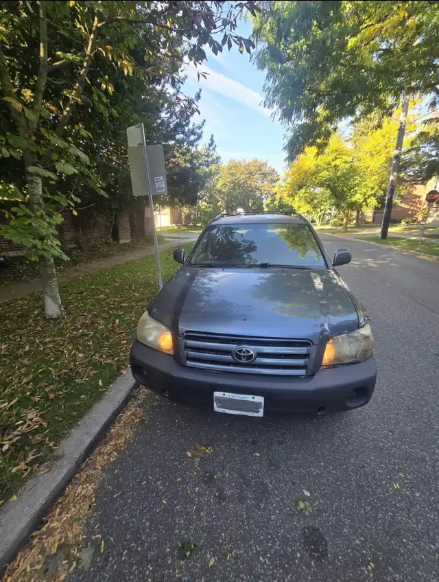 Toyota Highlander 2004 - Photo 2