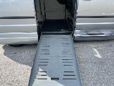2013 Dodge Grand Caravan WHEELCHAIR ACCESSIBLE VAN-ONLY 70KMS - Photo 3