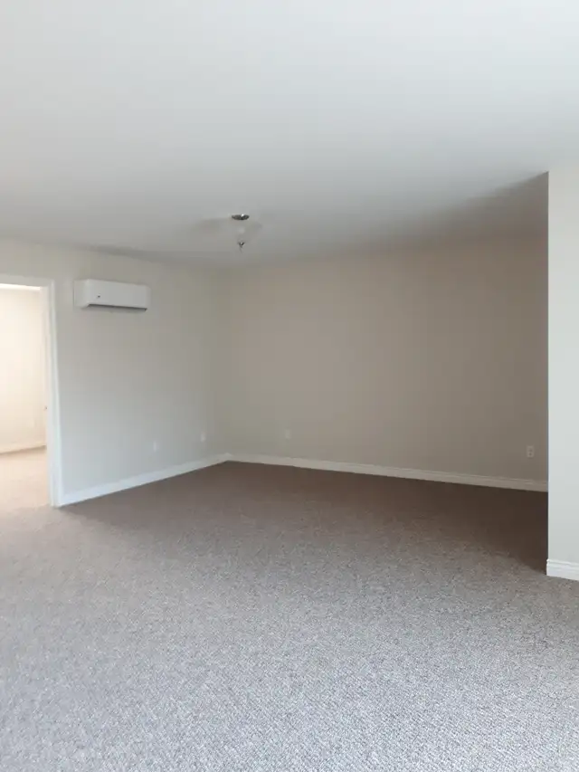 June 6th or July 1st Catherine Court a 2 Bedroom - Photo 5