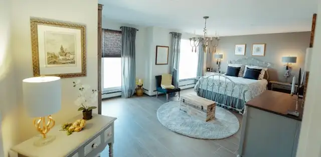 Beautiful lg 2   den/3 brm for June or July 1st Clayton Pk West - Photo 8